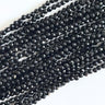 Facetterede sorte spinel perler 2 mm – ca. 160 stk. på streng, ædelsten fra Indien