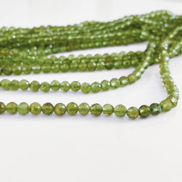 4 mm facetterede peridot perler – Hel streng