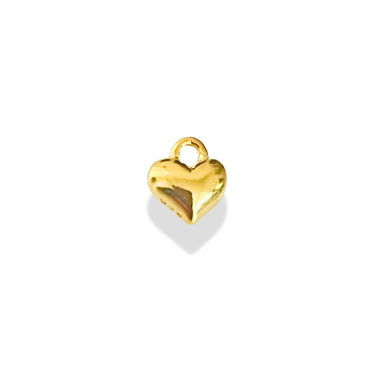 Mini hjertevedhæng i forgyldt sterling sølv – 5 mm charm