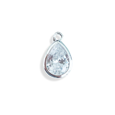 Dråbeformet vedhæng med klar Cubic Zirkonia i sterling sølv