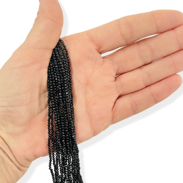 Sorte Spinel perler, facet, 2 mm - Hel streng