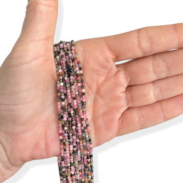 Tourmalin, 2 mm facet - Hel streng