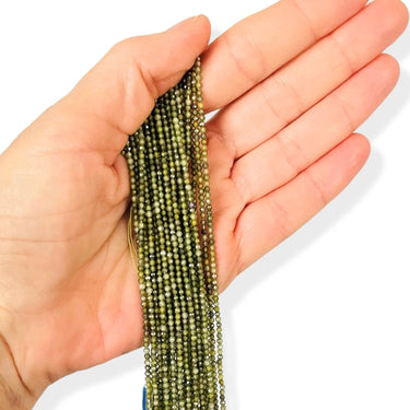 2 mm Grønne Cubic Zirkonia perler - Hel streng
