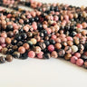 3 mm Rhodonit perler – ca. 125 stk. på streng