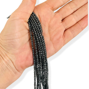3 mm Hæmatit, facet - Hel streng