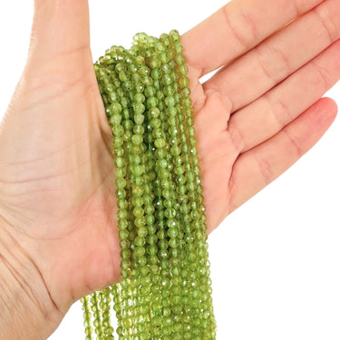 Peridot, facet 4 mm - Hel streng