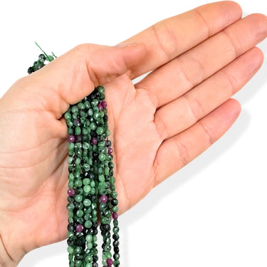 Ruby Zoisite, flad  ca. 4 mm - Hel streng