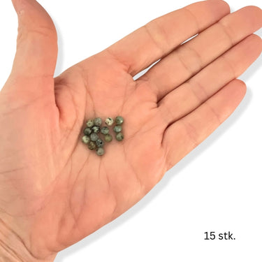 runde 4 mm perler i grønne nuancer