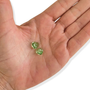 2 stk. Krystal hjerter, Peridotgrøn