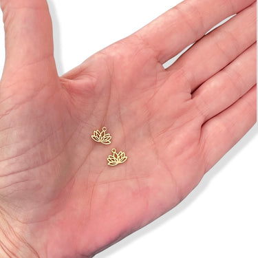 Lotusblomst vedhæng 7,5 x 10 mm, 2 stk.