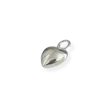 Mini hjerte i ægte sølv – smykkedel med hul til ørering eller armbånd