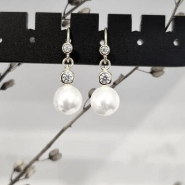 Smykkekit - Øreringe med shell pearls og rhinsten