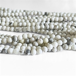 3 mm Howlite - Hel streng