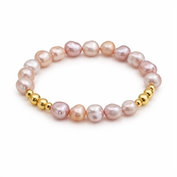 DIY elastik armbånd med ferskvandsperler og forgyldte perler