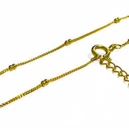 Tynd kæde armbånd med dobbeltperler 19/16 cm. Forgyldt Sterling sølv