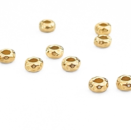 Hammerbankede perler i forgyldt sterling sølv