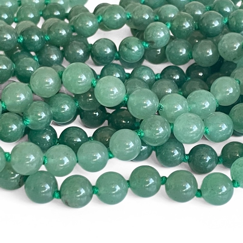 80 cm. med 8 mm grøn aventurin perler