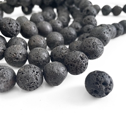 Store sorte lavaperler 16 mm med naturlig overflade