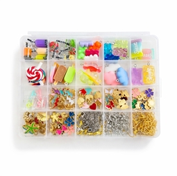 DIY smykkesæt med farverige charms i æske