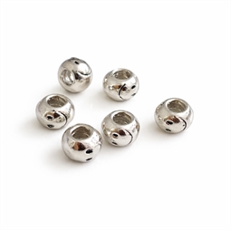 sølvfarvede spacerperler med indgraveret smiley